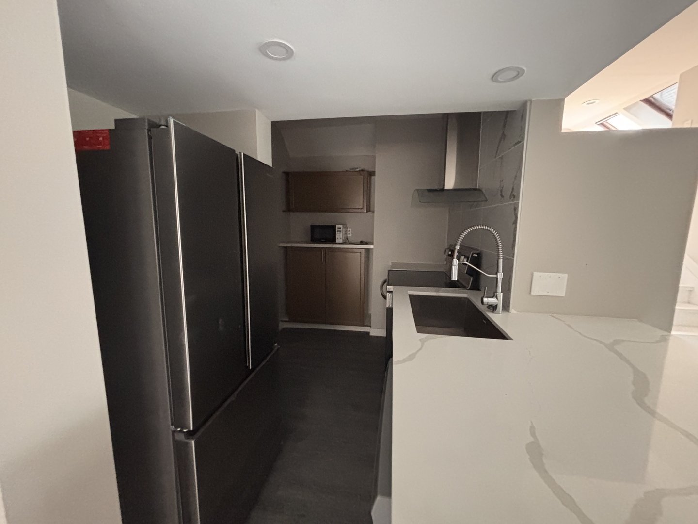 2 Vermont Avenue - Toronto, $1200 room 🇨🇦