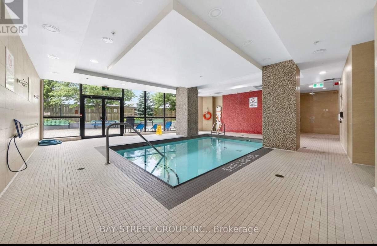 16th-Floor Condo in North York 1300$ 🇨🇦