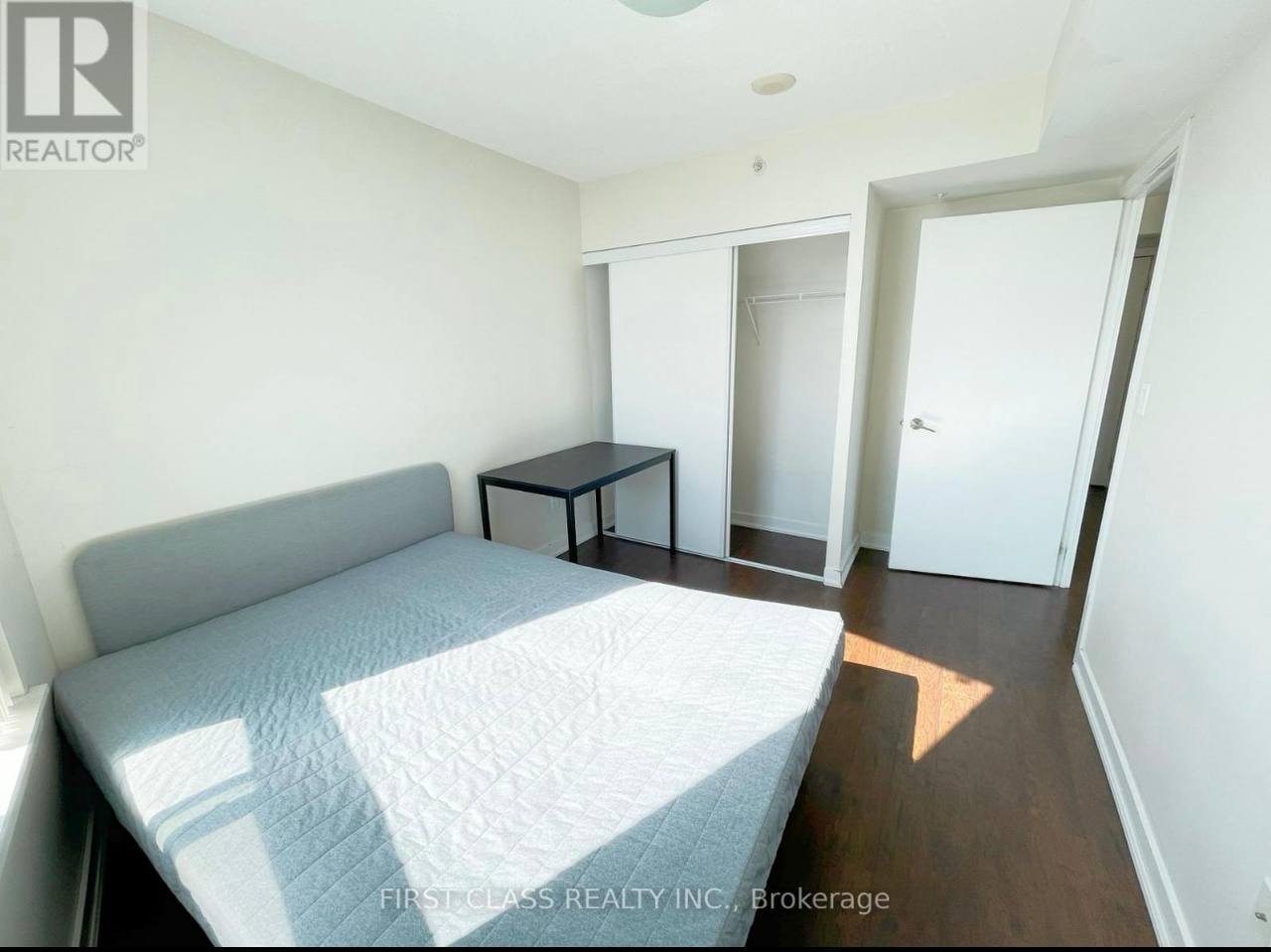 16th-Floor Condo in North York 1300$ 🇨🇦