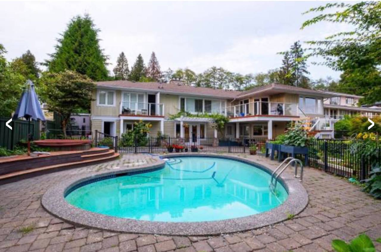 Female room in west vancouver 1400$ 🇨🇦